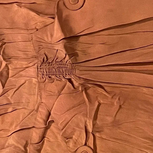 Vintage womens dress at least over 150 years old - Picture 4 of 8